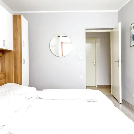 Family Pool Apartment